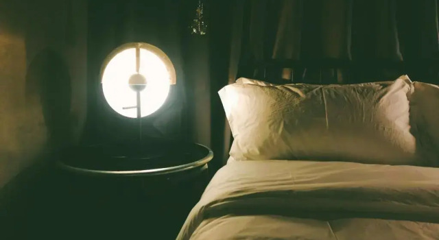 Номер Standard Black Gold Factory Boutique Design Hotel