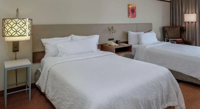 Четырёхместный номер Standard Hilton Garden Inn St. Louis/Chesterfield