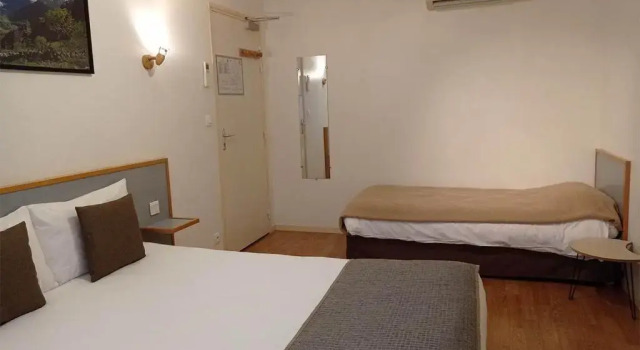 Номер Comfort Hôtel de la Gare