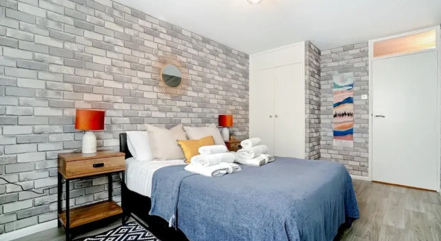 Central Brighton 2-bedroom Apartment 1 Double & 2 Single Beds Sleeps 4, Забронировать Апартаменты/квартира Апартаменты Исторического графства Суссекса, Апартаменты/квартира
