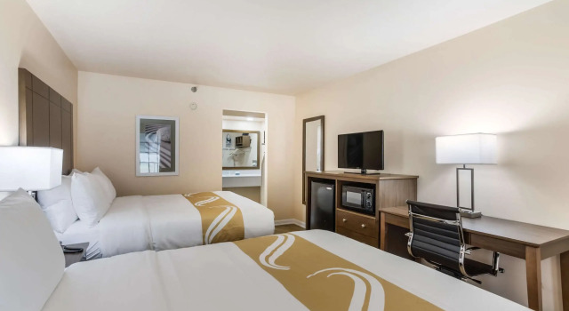 Standard quadruple chambre Quality Inn
