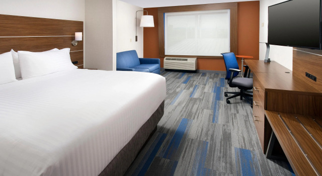 Holiday Inn Express & Suites Altoona by IHG, Buchen Sie Hotel Altoona Pennsylvania