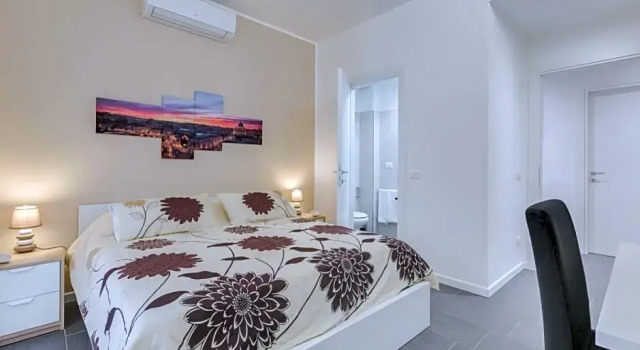Номер Standard с балконом AV Domus Vatican St.Peter B&B