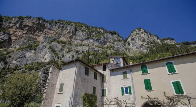 Hotel e Appartamenti al Prà de la Fam