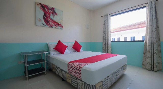Номер Deluxe OYO 725 Richdel Resort Hotel