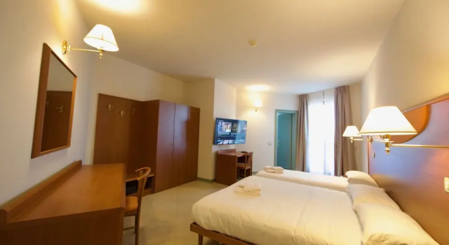 Номер Superior с балконом HC Hotel Touring Seniga