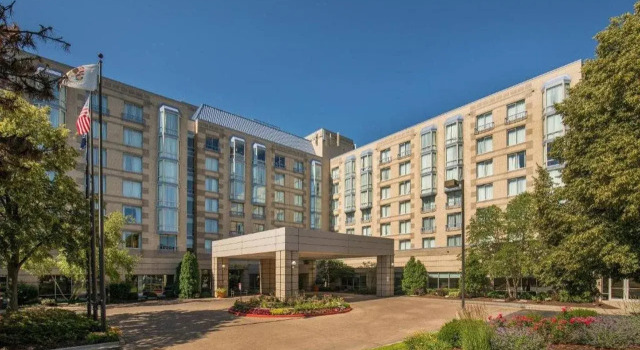 Sheraton Suites Chicago Elk Grove, Забронировать Отель Отели Иллинойс 3 звезды, 3*