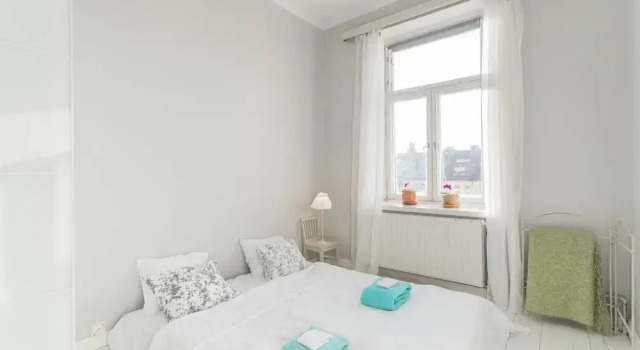 Cosy Quiet Apartment Close to the Sea and Parks, Забронировать Апартаменты/квартира Отели Хельсинки с парковкой, рядом с Парк Эспланады, Парковка