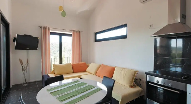 Nice Home in Kampor With 7 Bedrooms, Internet and Outdoor Swimming Pool