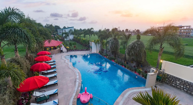 The Neeraj River Forest Resort Ayurvedic Wellness Center, Rezervovat Lázně / Resort Rišikéš Uttarakhand