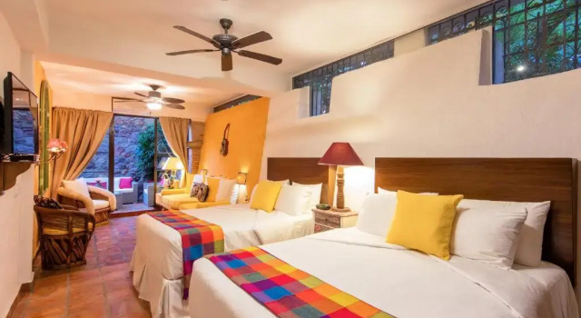Четырёхместный номер Deluxe Villa Lola