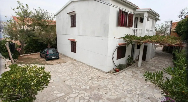 Marko - 70m From the sea - A4, Rezerwuj Hotel Pag 