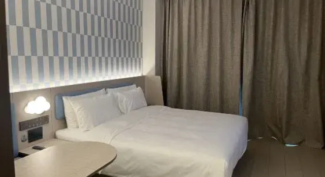 Люкс HanTing Hotel (Xi'an Lintong Hua Qing Palace Scenic Area)