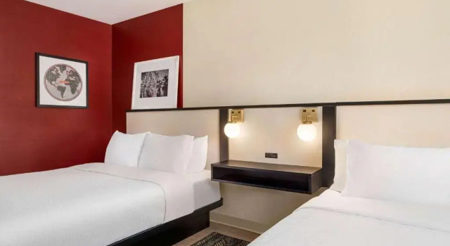 Четырёхместный номер Standard Ramada by Wyndham Allentown Bethlehem