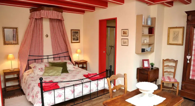 La Sellerie Chambre d'hôte, Забронировать Отель Ламот-Капдевиль Tarn-et-Garonne