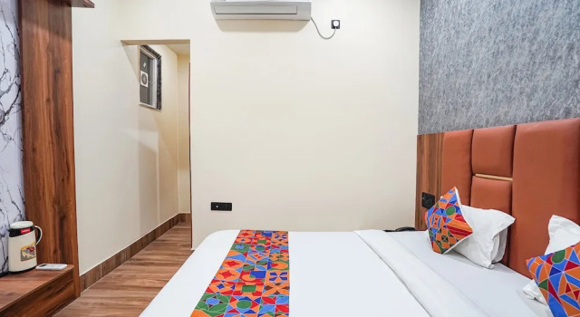 Номер Premium Fabhotel The Vrindavan Inn