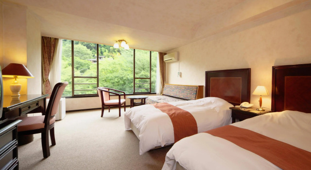 Tounosawa Quatre Saisons Hotel, Prenota Hotel Hakone Kanagawa