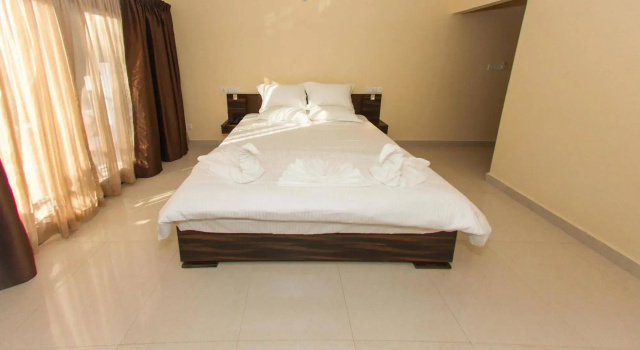 Night Inn