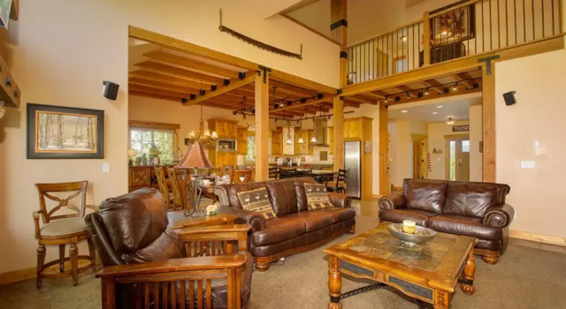 Leland Creek Home 5 Br home by RedAwning