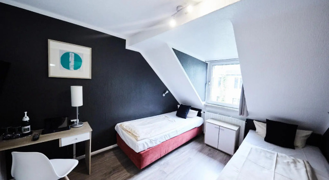 Номер Standard Hotel Alt Deutz City-Messe-Arena KONTAKTLOSER SELF CHECK-IN