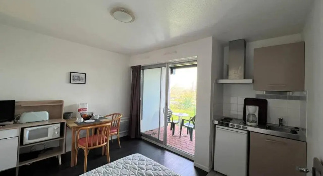 Appartement Cambo-les-Bains, 1 pièce, 2 personnes - FR-1-495-100, Prenota Appartamento Hotel a Aquitania con parcheggio, Parcheggio