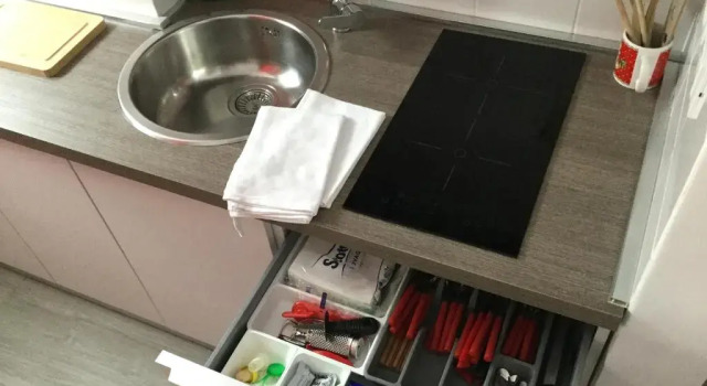 Студия Appartamento Rosso a Milano, tranquillo, vicino allo IEO