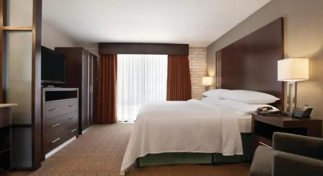 Люкс с 2 комнатами Embassy Suites Corpus Christi