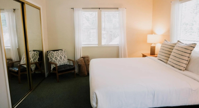 The Long Barn Lodge, Buchen Sie Hotel Long Barn Kalifornien