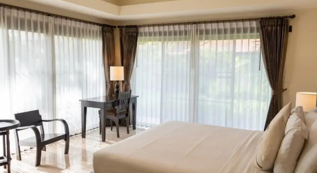 Двухместный номер Deluxe с балконом Horizon Village & Resort