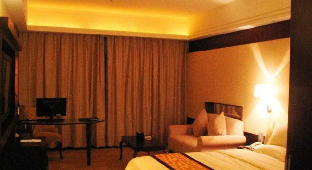 Dongzhu Big Hotel, Rezervasyon Otel Guangdong otoparklı oteller, Otopark