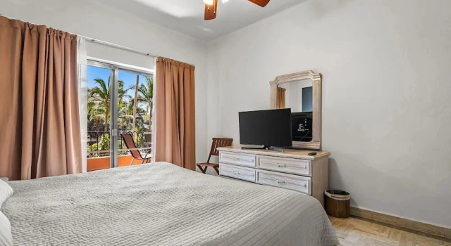 Velas Resort Access Beachfront 3BR Condo, Prenota Resort Hotel resort a Jalisco, Resort