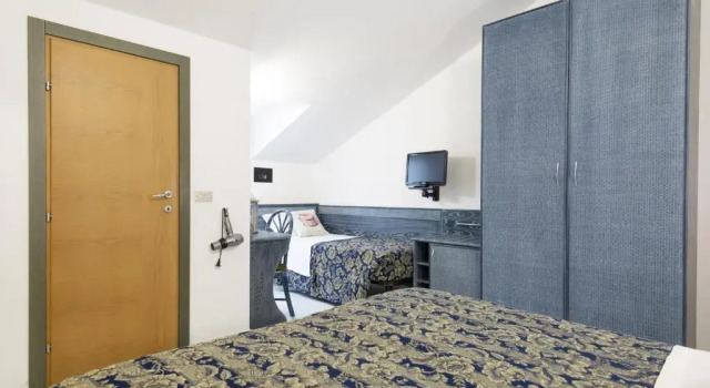 Трёхместный номер Standard Royal Boutique Hotel NUOVA GESTIONE