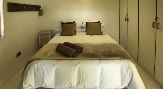 P5 House Langebaan 6-sleeper, Book Hotel Langebaan Western Cape Province