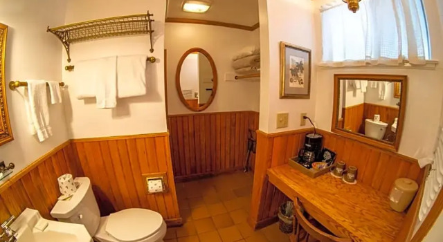 Двухместный люкс Narrow Gauge Inn