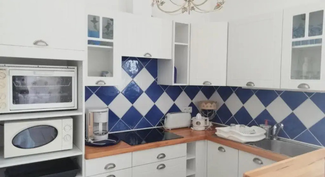 Апартаменты Studio en rez de jardin narbonne