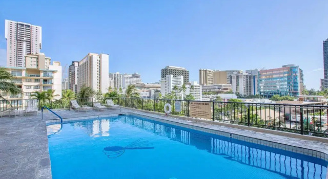 Апартаменты 2140 Kuhio Ave #607