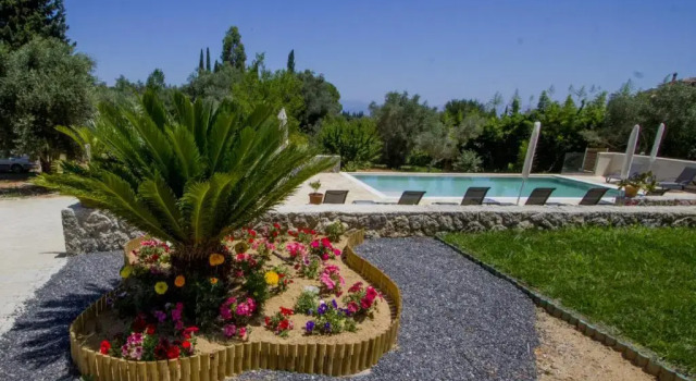 Апартаменты Hibiscus Suites