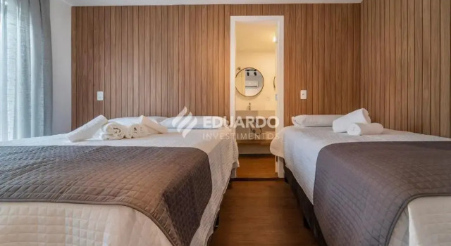 Beira mar confortavel sobrado com 04 dormitorios para até 10 pessoas, Забронировать Отель Бомбиньяс Санта-Катарина, рядом с Пляж Morrinhos