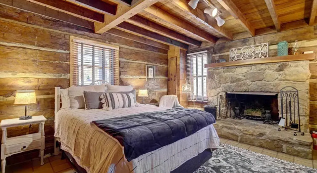Cozy Log Cabin: 6 Mi to Great Smoky Mtns NP!, Rezerwuj Hotel Townsend 