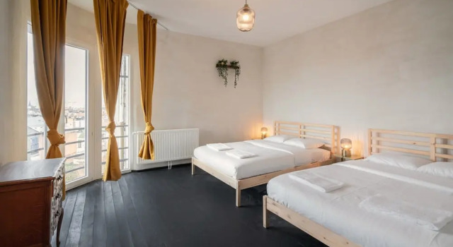 Comfortable 2br/14p Apartment - Central Antwerp, Забронировать Апартаменты/квартира Антверпен провинция Антверпен, рядом с Станция Антверпен Централь