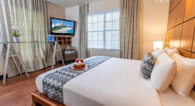 Двухместный номер Standard Chesterfield Hotel & Suites