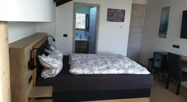 Трёхместный номер Standard Villa Rita Pool & Spa