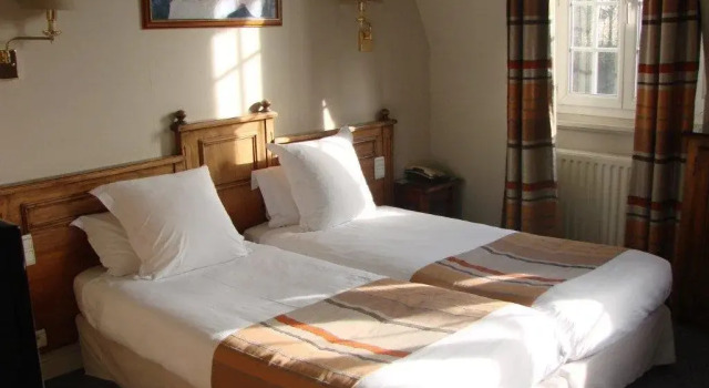 Hostellerie du Château d'As, Boek Hotel Hotels in Franche-Comte met ontbijt, Ontbijt