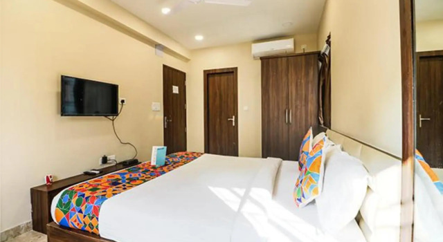 Номер Deluxe Fabhotel Carnival