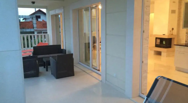 Апартаменты с видом на бассейн Luxury Villas Bachelors