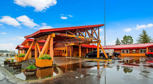 Кровать в общем номере Best Western Valdez Harbor Inn