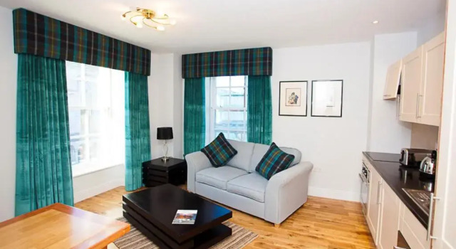 Апартаменты Executive c 1 комнатой Aberdeen Douglas Hotel