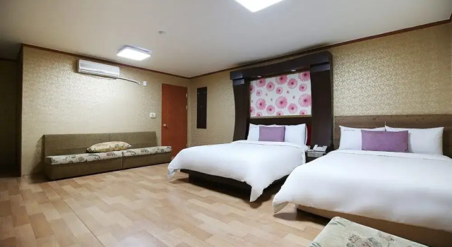 Asan Western, Prenota Hotel Asan Chungcheongnam-Do