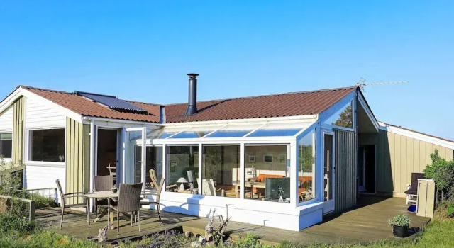 Коттедж 4 Star Holiday Home in Lokken