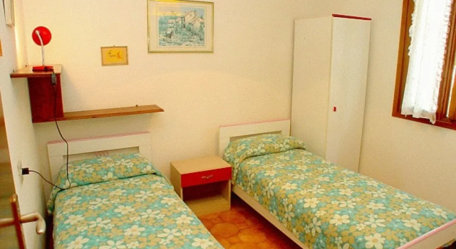 Charming Flat With Wi-fi Near Lignano Beach, Book Lejlighed Hoteller i Friuli Venezia Giulia med parkering, Parkering